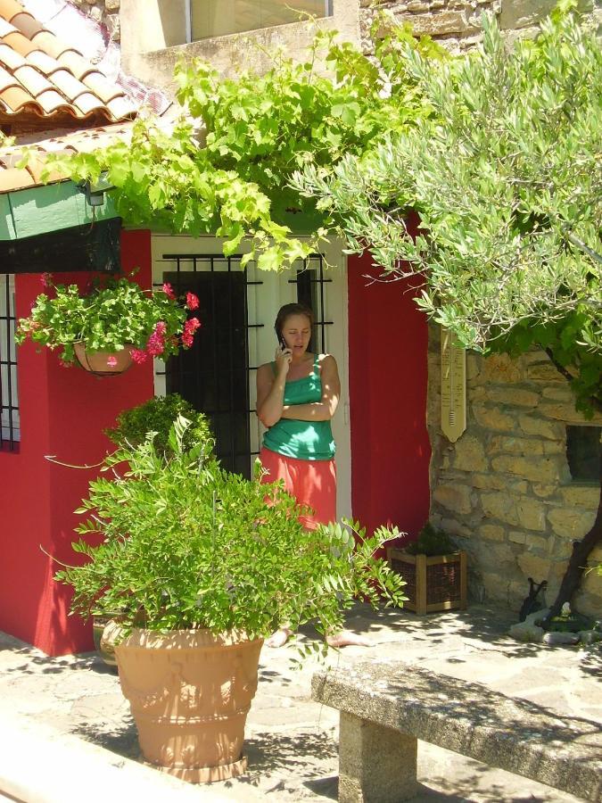 La Picholine, Chambre Ciboulette Courry Exterior photo